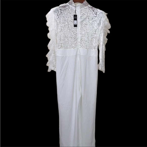 Fashion Nova White Laced Mock Neck Jumpsuit: Size 2X - Picture 9 of 9